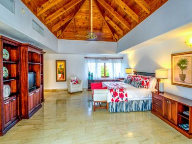 Luxury villa on Golf Course