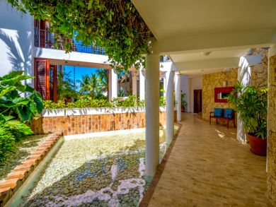 Luxury villa on Golf Course