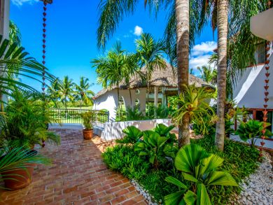 Luxury villa on Golf Course