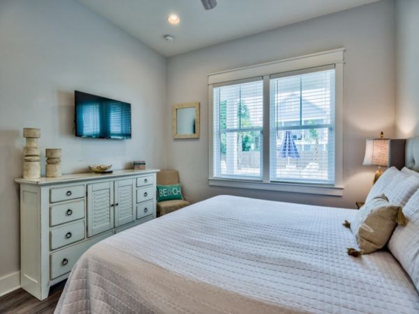 Destin Luxury 7 Bedroom Beach Pool Home 3 Min Walk to Beach