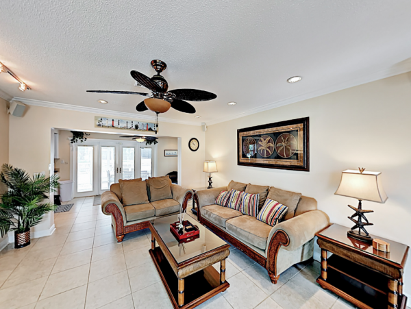 Three Bedroom Bradenton Beach Vacation Home Sleeps 8 Guests