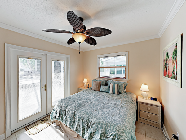 Three Bedroom Bradenton Beach Vacation Home Sleeps 8 Guests