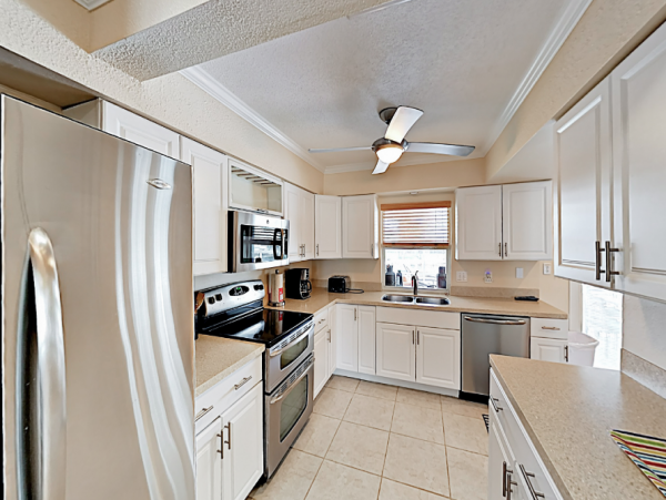 Three Bedroom Bradenton Beach Vacation Home Sleeps 8 Guests