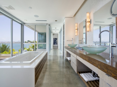 Exclusive Four Bedroom Waterfront Villa Exclusive Four Bedroom Waterfront Villa