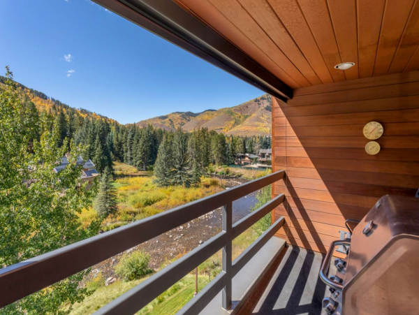 Walk to Lift Four-Bedroom Rental Condo in Vail