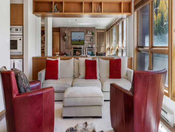 Walk to Lift Four-Bedroom Rental Condo in Vail