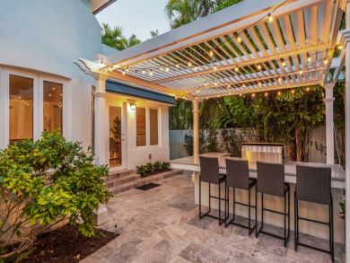 Beautiful 6 bedroom Miami Beach Home with Private Pool
