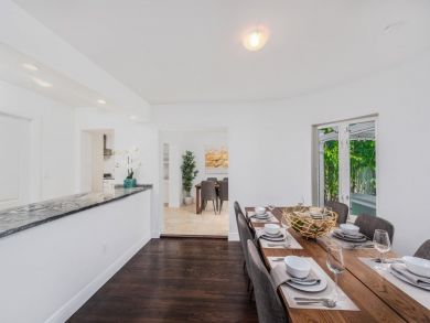 Beautiful 6 bedroom Miami Beach Home with Private Pool