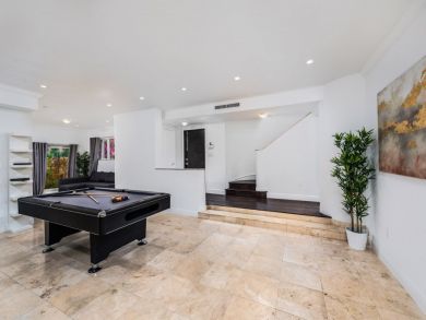 Beautiful 6 bedroom Miami Beach Home with Private Pool