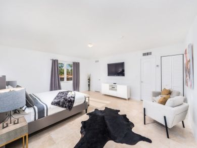 Beautiful 6 bedroom Miami Beach Home with Private Pool