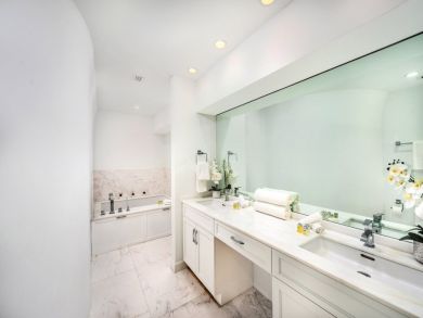 Beautiful 6 bedroom Miami Beach Home with Private Pool