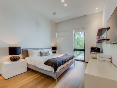 Miami Beach Home 946256