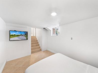 Beautiful Five Bedroom in Miami Shores!