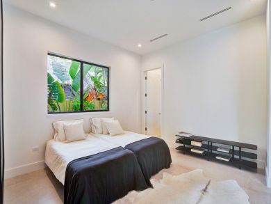 Miami Beach Home 946260