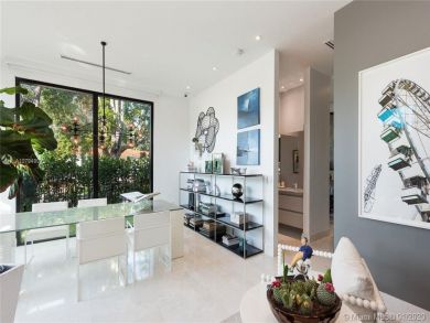 Miami Beach Home 946261 Miami Beach Home 946261