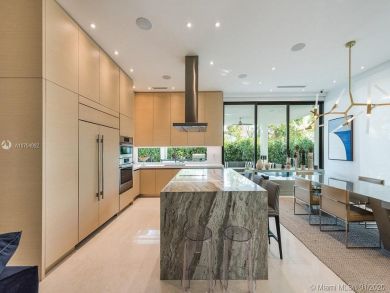 Miami Beach Home 946261 Miami Beach Home 946261