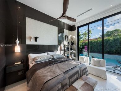 Miami Beach Home 946261 Miami Beach Home 946261