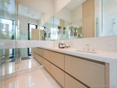 Miami Beach Home 946261 Miami Beach Home 946261