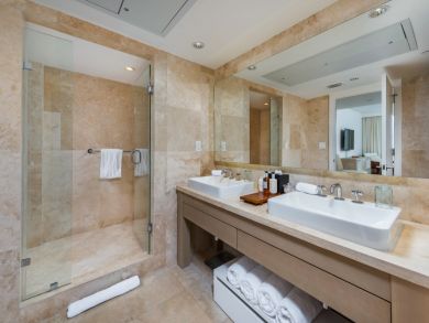 Miami Beach Condo 946263