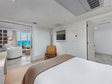 Miami Beach Condo 946263