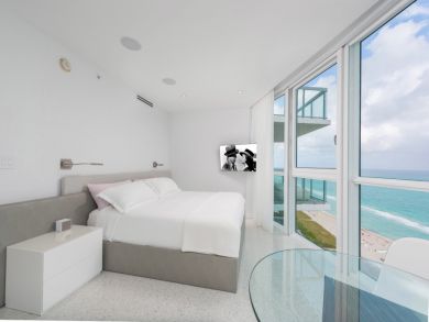 Miami Beach Condo 946273