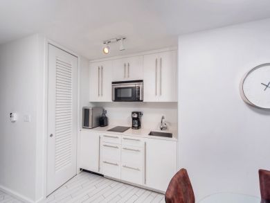 Miami Beach Condo 946278