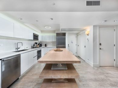 Miami Beach Condo 946280