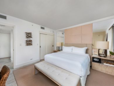 Miami Beach Condo 946280