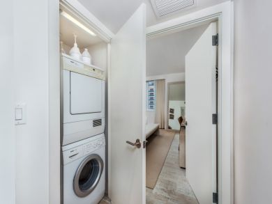 Miami Beach Condo 946280