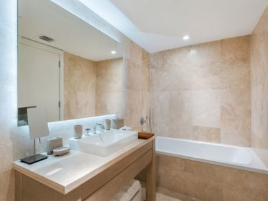 Miami Beach Condo 946281