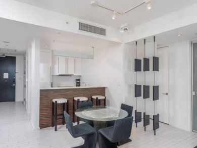 Miami Beach Condo 946282