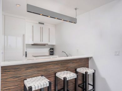 Miami Beach Condo 946282