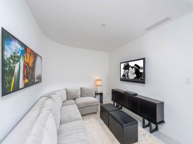 Miami Beach Condo 946282