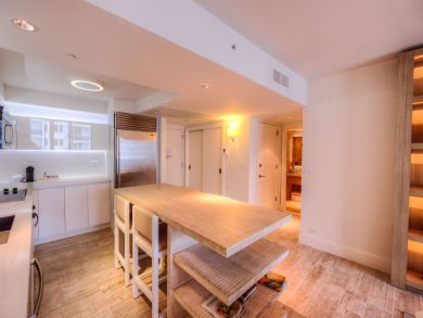 Miami Beach Condo 946289