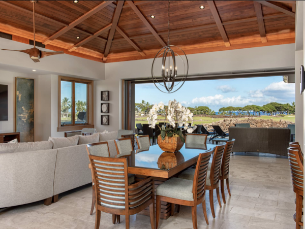 Fabulous Modern 4 Bedroom Home with Private Pool