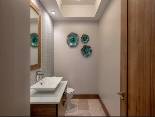 Fabulous Modern 4 Bedroom Home with Private Pool