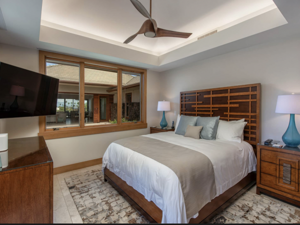Fabulous Modern 4 Bedroom Home with Private Pool