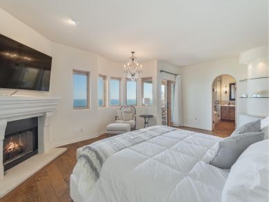 Malibu Oceanfront Three Bedroom Luxury Rental Home
