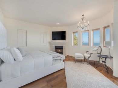 Malibu Oceanfront Three Bedroom Luxury Rental Home