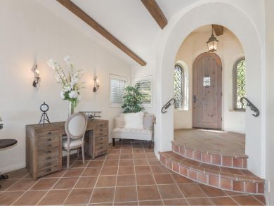 Malibu Oceanfront Three Bedroom Luxury Rental Home