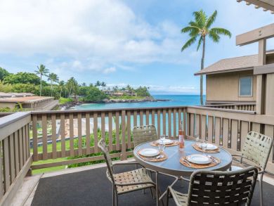 Two Bedroom Beachfront Vacation Condo in Kahana Sleeps 6