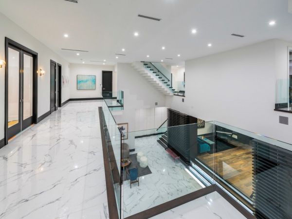 Stunning Reunion Vacation Home 15 Bedrooms with Pool