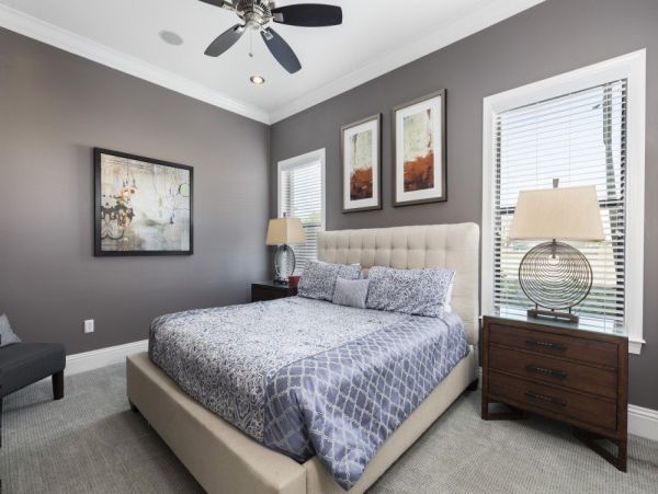 Golf Course View Five Bedroom Rental Home in Orlando
