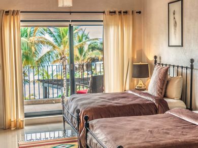 6 Bedroom Cancun Vacation Home Sleeps 12 Guests