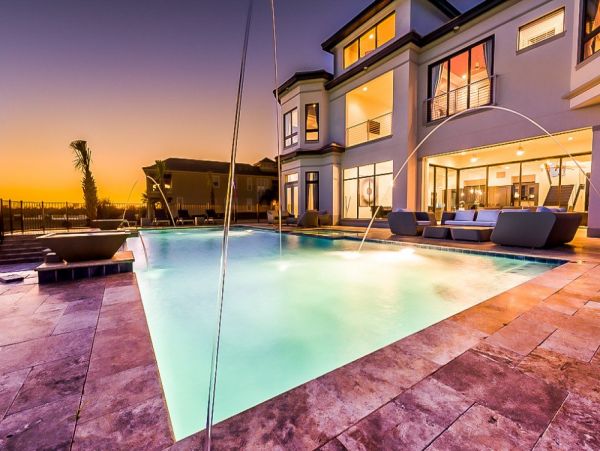 Orlando Elegant Vacation Rental Sleeps 30 Guests
