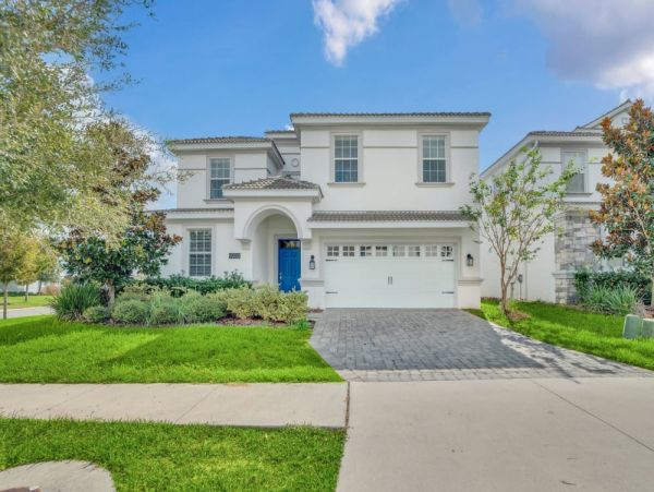 Orlando Luxury Vacation Home Rental Disney Area Villa with Private Pool