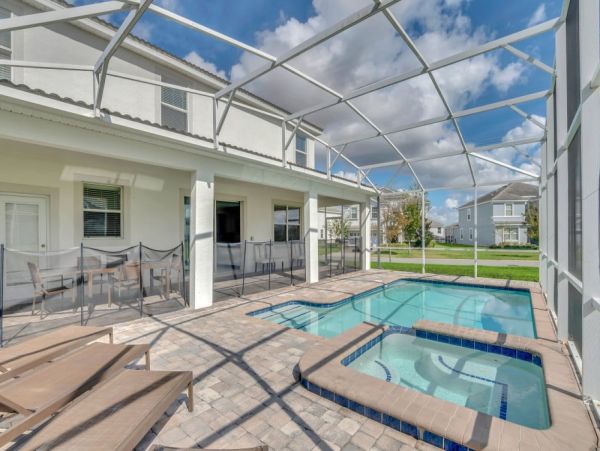 Orlando Luxury Vacation Home Rental Disney Area Villa with Private Pool