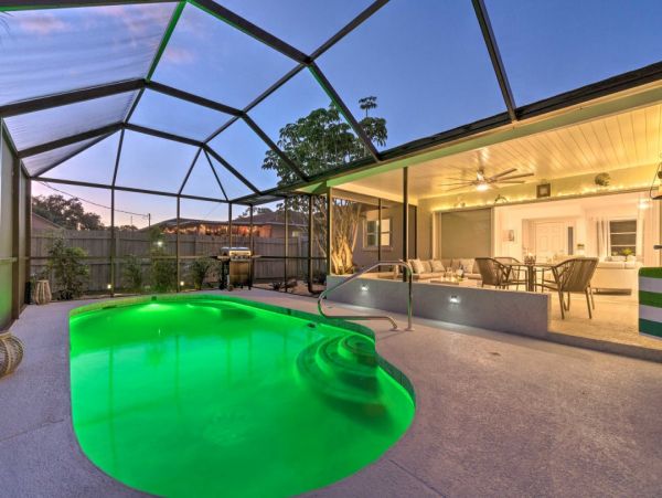Luxury Venice Vacation Pool Home 3 Bedrooms Sleeps 6 Guests