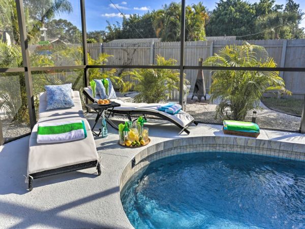 Luxury Venice Vacation Pool Home 3 Bedrooms Sleeps 6 Guests