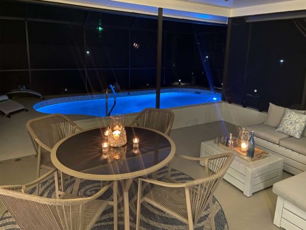 Luxury Venice Vacation Pool Home 3 Bedrooms Sleeps 6 Guests